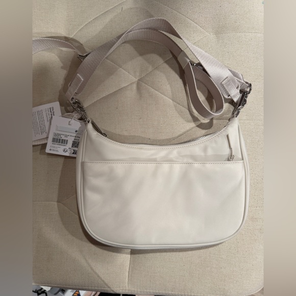 Lululemon city essentials small shoulder bag - Picture 3 of 4